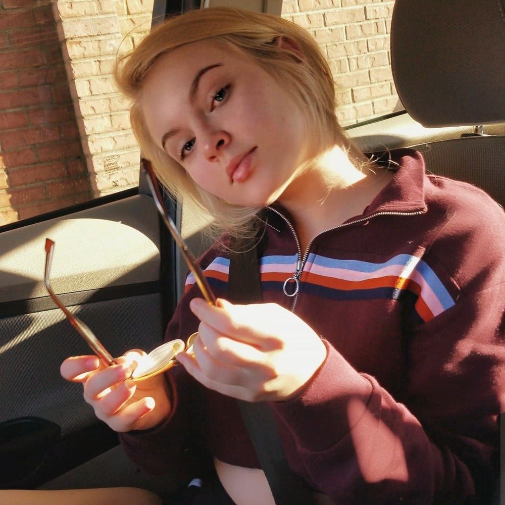 Meet your Posher, Kalie